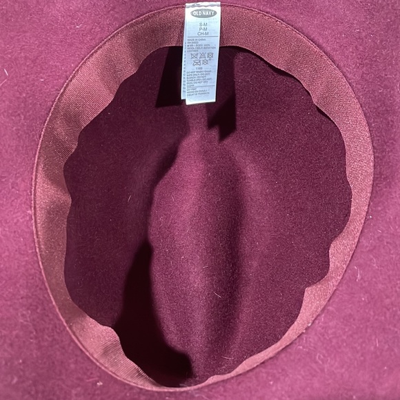 Old Navy®️ Wool Hat - Maroon with Black Faux Leather Trim detail - Picture 6 of 7